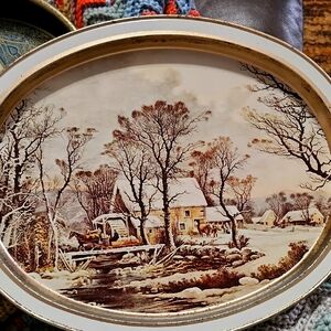 4 Vintage Decorative Plate